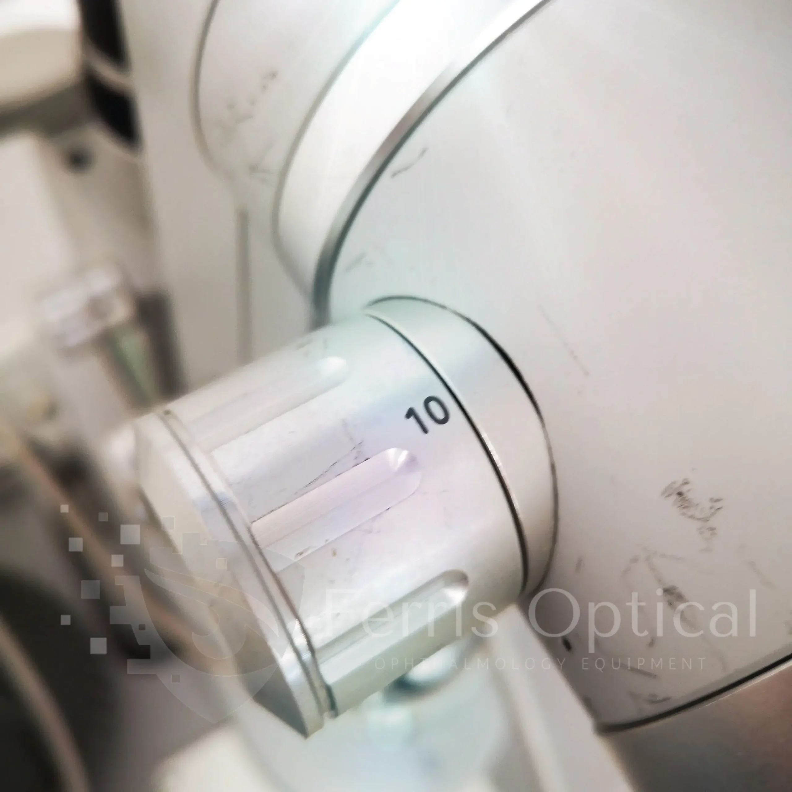 Ellex Ultra Q Photodisruption YAG Lasers - Imagen 8